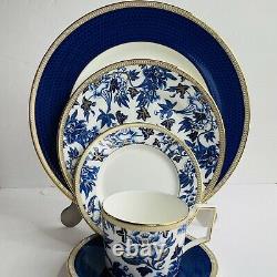 Wedgewood England 1759 Hibiscus Bone China 5 Piece Place Setting for One New