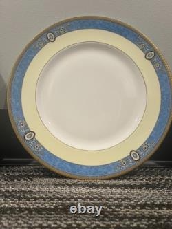 Wedgewood Madeline China Set Dinner Plates (4)