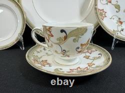 Wedgewood OBERON Bone China(1)5 piece place settingMade In EnglandPerfect