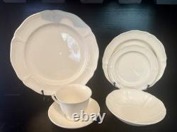 Wedgewood Queens Shape-6 Piece Place Settings-Service For 4, Mint, Cream, Vtg