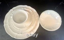 Wedgewood Queens Shape-6 Piece Place Settings-Service For 4, Mint, Cream, Vtg