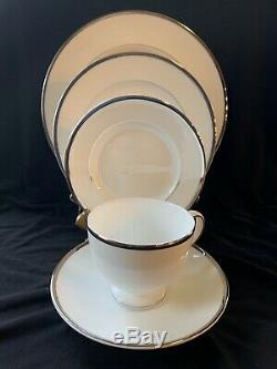 Wedgewood Sterling Bone China Service For 10/Place Settings Made In England