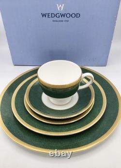 Wedgwood 2000-Millennium Sherwood 2 Pc Setting (+extra) Discontinued