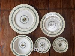 Wedgwood Appledore Fine Bone China Full 5-Piece Place Setting Made England