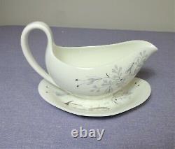 Wedgwood Bone China England, 8 Settings Wild Oats, Excellent Condition