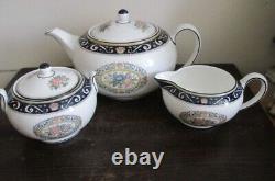 Wedgwood Bone China England Runnymede Blue Tea Set Teapot Creamer Sugar Bowl