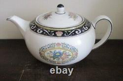 Wedgwood Bone China England Runnymede Blue Tea Set Teapot Creamer Sugar Bowl