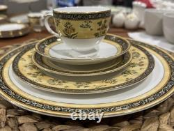 Wedgwood Bone China India Pattern 5pc Place Settings. Service For 6 Retired