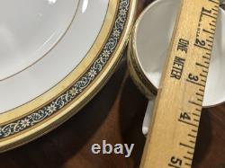 Wedgwood Bone China India Pattern 5pc Place Settings. Service For 6 Retired