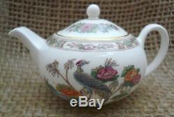 Wedgwood Bone China Miniature 8 PC Kutani Crane Tea Set, Teapot Teacups, England