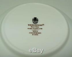 Wedgwood Bone China Wild Strawberry Set Of 8 Coupe Cereal Bowls Made In England