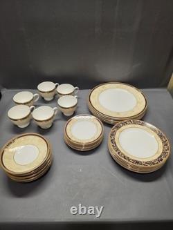 Wedgwood Cornucopia Bone China Dinnerware Set England 1995 Gold Blue 37 Pcs