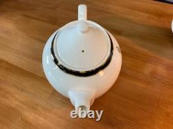 Wedgwood Cunard Line QE2 Ship Service Bone China Full Dining Set England W