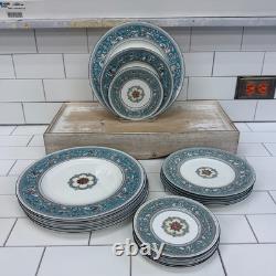 Wedgwood Dinner Set Florentine Turquoise Bone China Dishes, Service For 6 1970s
