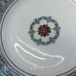 Wedgwood Dinner Set Florentine Turquoise Bone China Dishes, Service For 6 1970s
