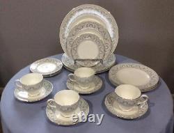 Wedgwood Dolphins bone china 4 FIVE-piece place settings, 1980s made In England