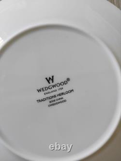 Wedgwood England Dinnerware Set Service for 6 24 Pieces White Plates