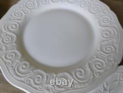 Wedgwood England Dinnerware Set Service for 6 24 Pieces White Plates
