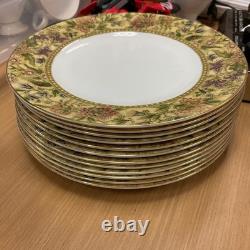 Wedgwood Floral Set, Made in England Bone China 1997