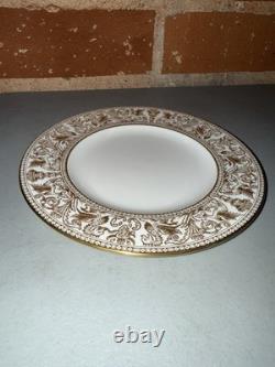 Wedgwood Gold Florentine 8 Salad Plates Bone China England Set of 4