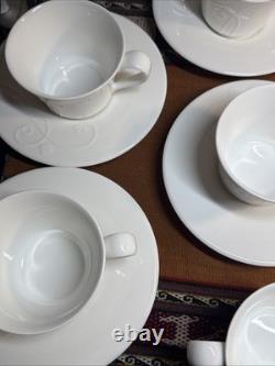 Wedgwood Nature Teacup And Saucer Set Of 16 PCs Bone China 1759 England