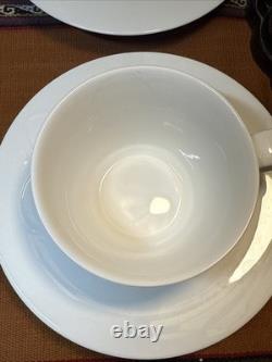 Wedgwood Nature Teacup And Saucer Set Of 16 PCs Bone China 1759 England