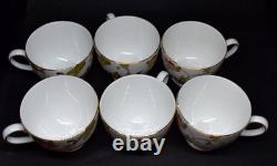 Wedgwood Oberon Leigh Shape Footed Tea Cup & Saucer Bone China England Set of 11