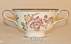 Wedgwood R4467 Swallow Bone China Footed Cream Soup Bowl Set of 4 England