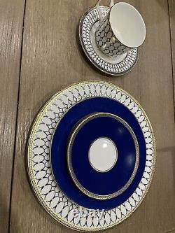 Wedgwood Renaissance Gold Porcelain China Dinnerware Set of 5