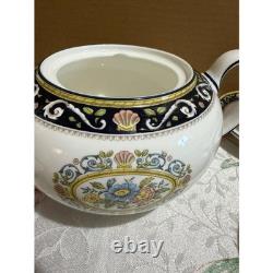 Wedgwood Runnymede Blue Teapot 4 Teacups Saucers Set W4472 Bone China England