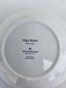 Wedgwood Vera Wang China Lace Gold 5-Piece Place Setting New