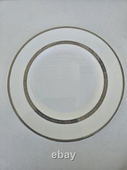 Wedgwood Vera Wang China Lace Gold 5-Piece Place Setting New