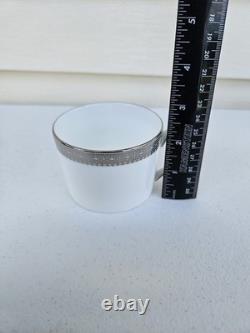 Wedgwood Vera Wang China Lace Gold 5-Piece Place Setting New