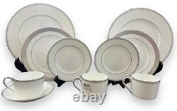 Wedgwood Vera Wang GROSGAIN Fine Bone China England 2 Place Settings Excellent