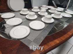 Wedgwood Vera Wang Grosgrain Bone China 24 Pc Set 8 Cups Saucers 8 Salad Plates