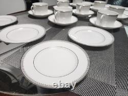 Wedgwood Vera Wang Grosgrain Bone China 24 Pc Set 8 Cups Saucers 8 Salad Plates