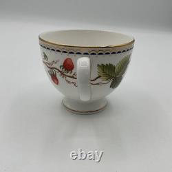 Wedgwood Wild Strawberry Archive Cup Saucers Set Of 2 Pair Bone China England
