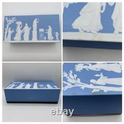 Wedgwood Wild Strawberry Archive Cup Saucers Set Of 2 Pair Bone China England