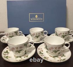 Wedgwood Wild Strawberry Cup & Saucer Set of 5 Bone China England Tea Set CS 5