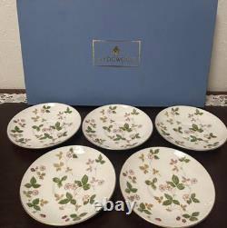 Wedgwood Wild Strawberry Cup & Saucer Set of 5 Bone China England Tea Set CS 5