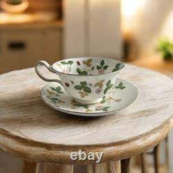 Wedgwood Wild Strawberry Teacups and Saucers Set Of 8