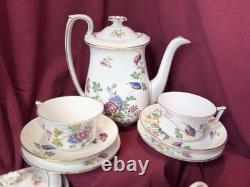 Wedgwood Williamsburg Cuckoo Coffee for Two Bone China England Set