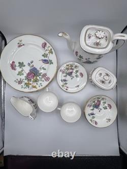 Wedgwood Williamsburg Cuckoo Coffee for Two Bone China England Set