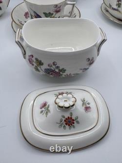 Wedgwood Williamsburg Cuckoo Coffee for Two Bone China England Set