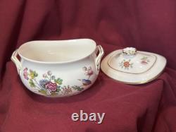 Wedgwood Williamsburg Cuckoo Coffee for Two Bone China England Set